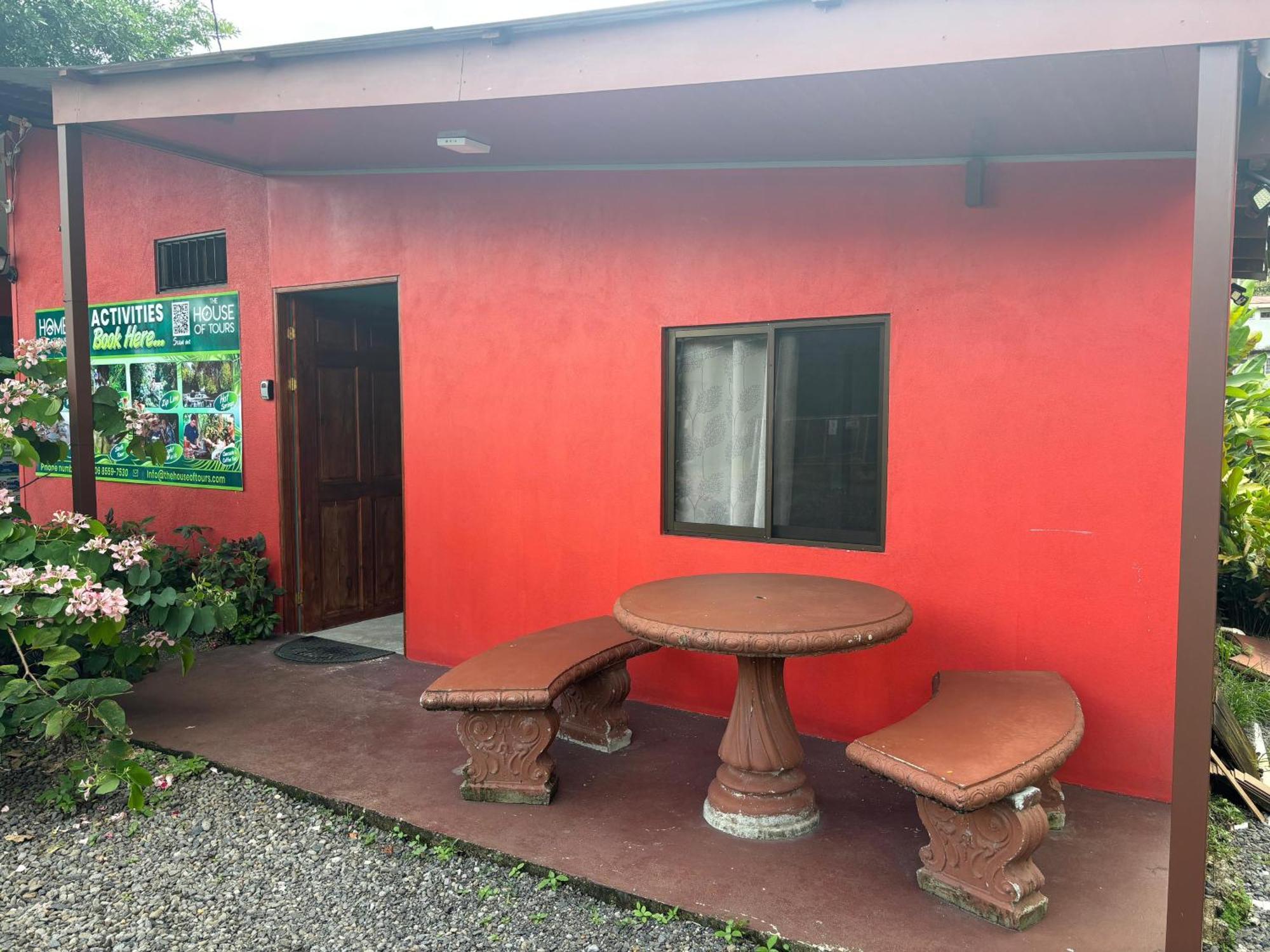 Pura Vida Aparment - Downtown La Fortuna Bagian luar foto