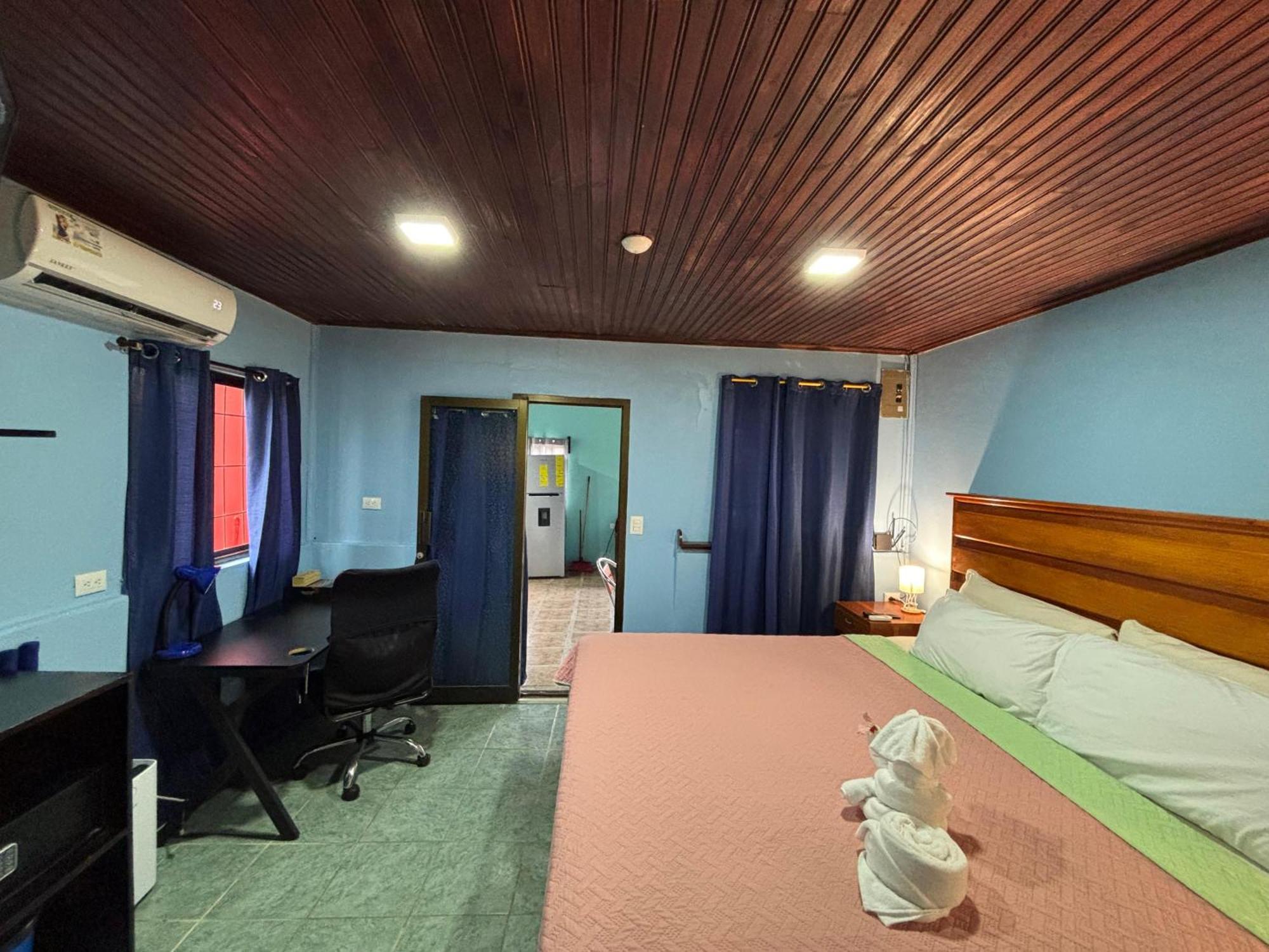 Pura Vida Aparment - Downtown La Fortuna Bagian luar foto